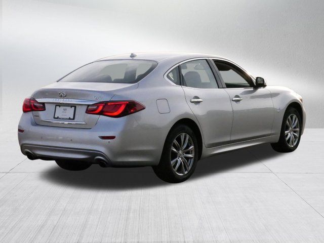 2019 INFINITI Q70 3.7 Luxe