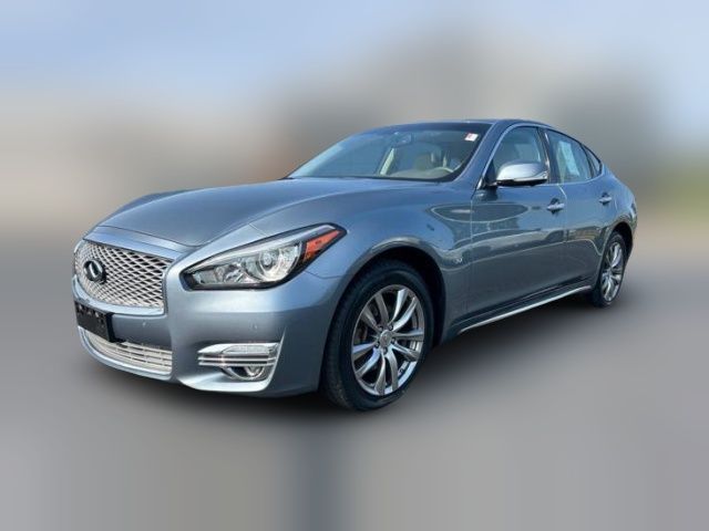 2019 INFINITI Q70 3.7 Luxe