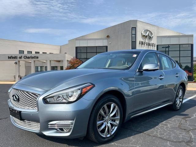 2019 INFINITI Q70 3.7 Luxe