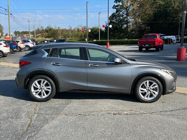 2019 INFINITI QX30 Luxe