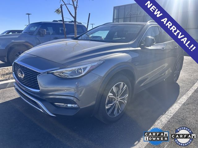 2019 INFINITI QX30 Essential