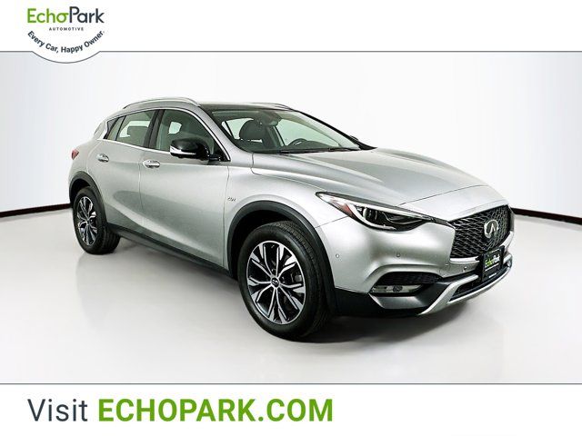 2019 INFINITI QX30 Essential