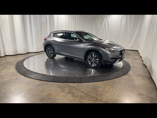 2019 INFINITI QX30 Essential