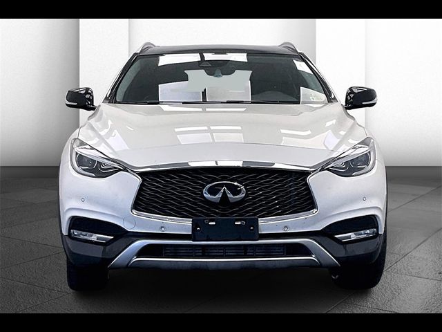 2019 INFINITI QX30 Essential