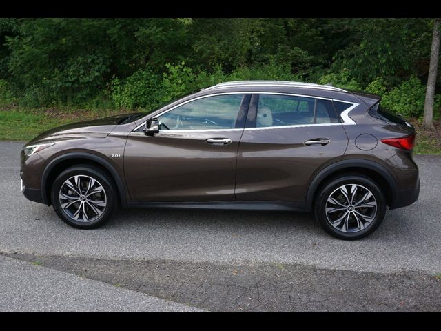 2019 INFINITI QX30 Luxe