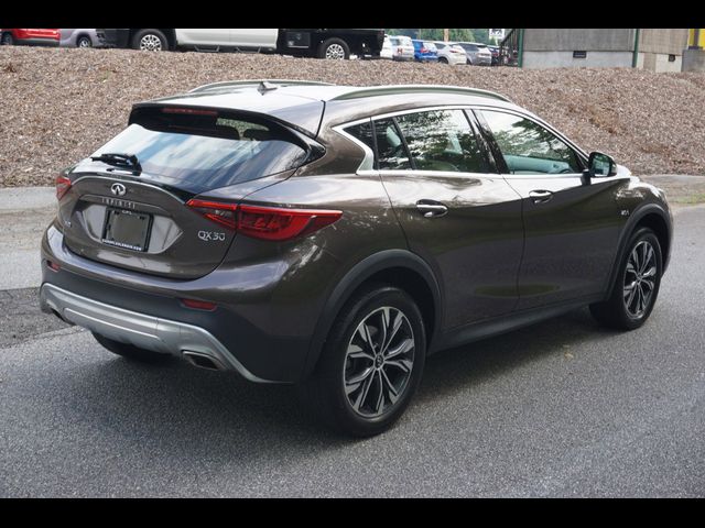 2019 INFINITI QX30 Luxe