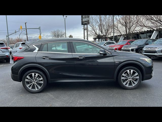 2019 INFINITI QX30 Luxe