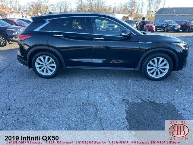 2019 INFINITI QX50 Essential