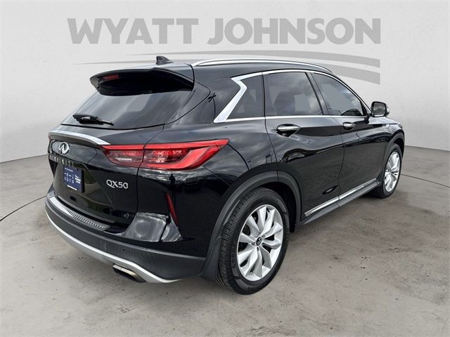 2019 INFINITI QX50 Essential