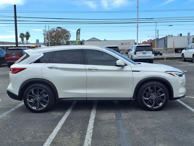 2019 INFINITI QX50 Essential