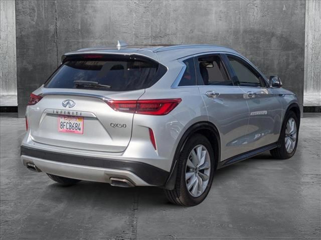 2019 INFINITI QX50 Essential