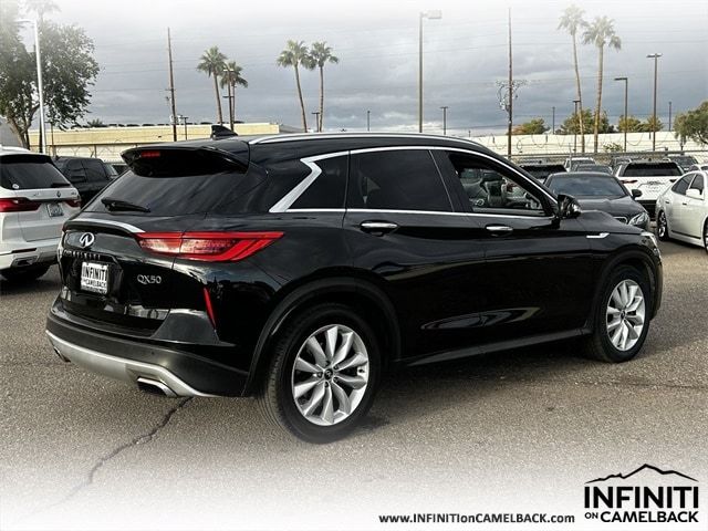 2019 INFINITI QX50 Essential