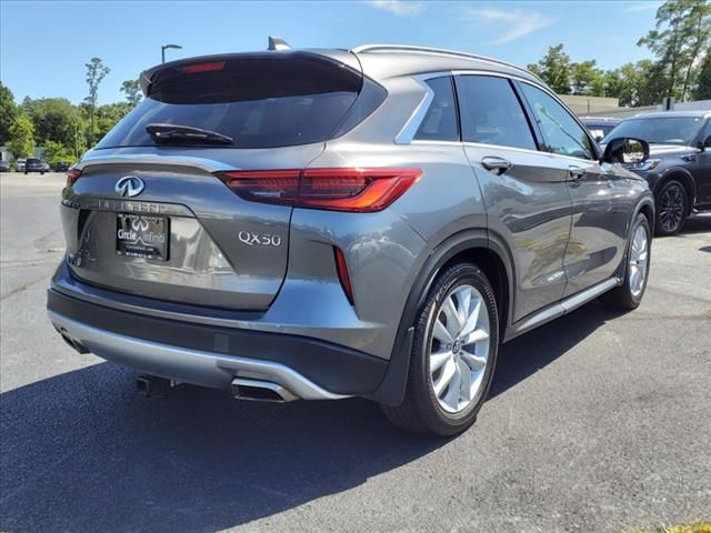 2019 INFINITI QX50 Essential