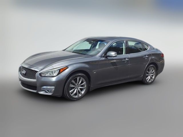 2019 INFINITI Q70 3.7 Luxe