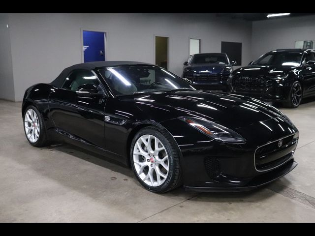 2019 Jaguar F-Type P300
