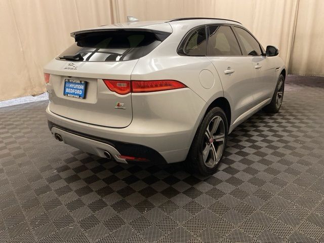 2019 Jaguar F-Pace S