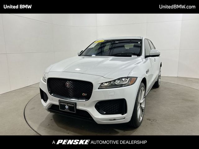 2019 Jaguar F-Pace S