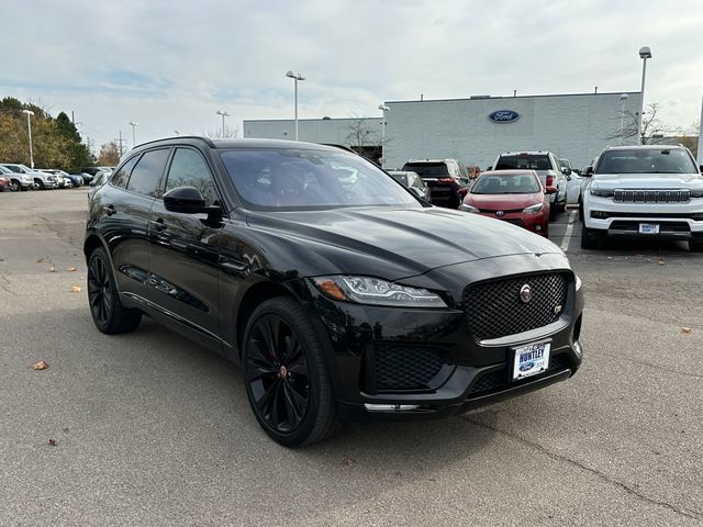 2019 Jaguar F-Pace S