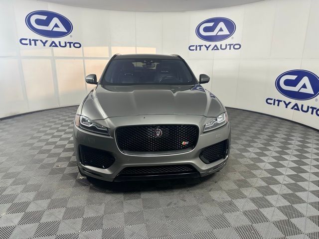 2019 Jaguar F-Pace S