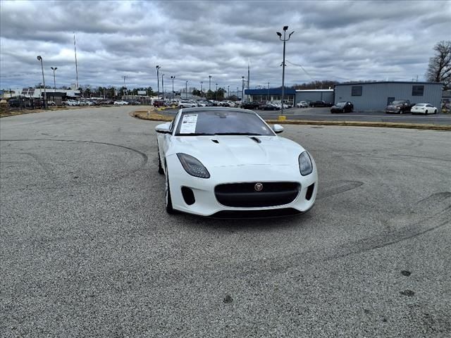 2019 Jaguar F-Type P300