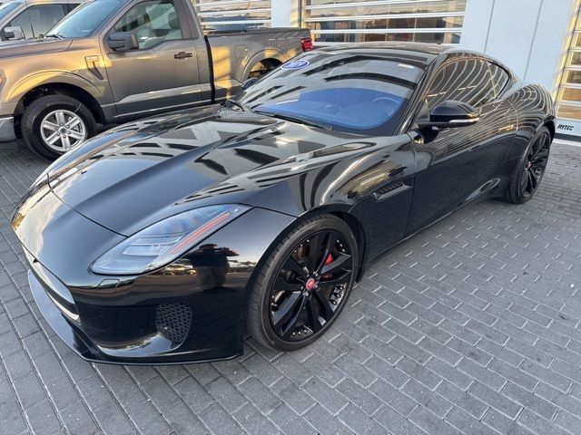 2019 Jaguar F-Type P300