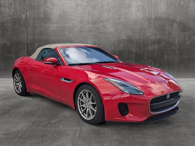 2019 Jaguar F-Type P300