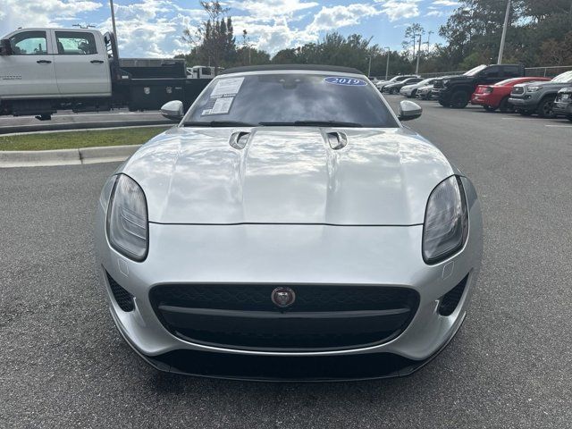 2019 Jaguar F-Type P300