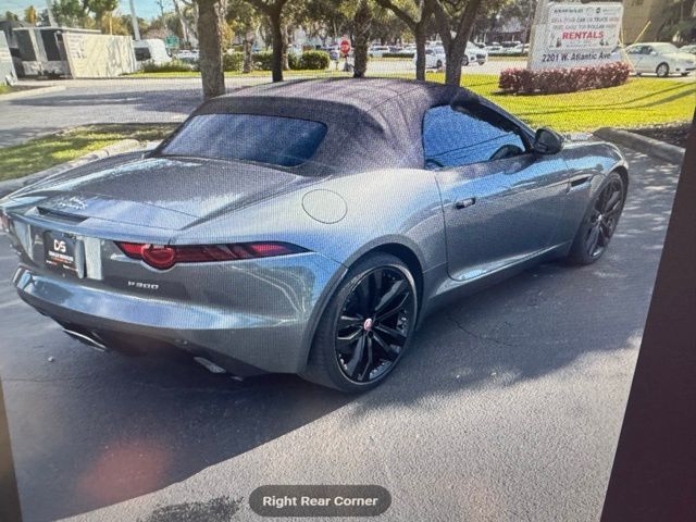 2019 Jaguar F-Type P300