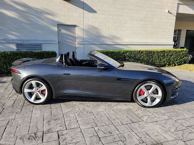 2019 Jaguar F-Type R