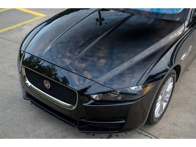 2019 Jaguar XE 25t Premium