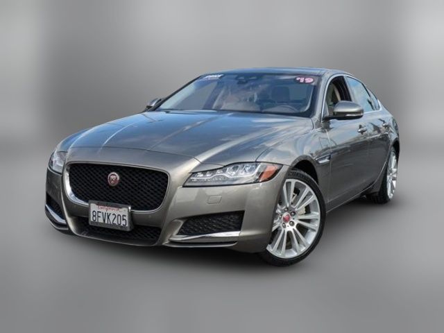 2019 Jaguar XF 25t Prestige