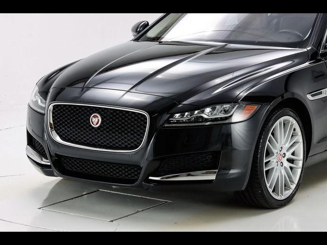 2019 Jaguar XF 30t Prestige