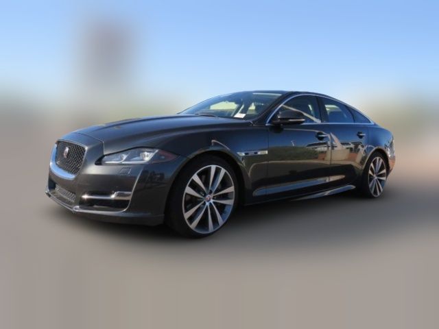 2019 Jaguar XJ XJ R-Sport