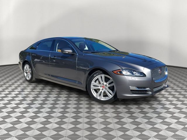 2019 Jaguar XJ XJ50 V6