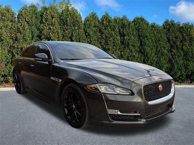 2019 Jaguar XJ XJ R-Sport