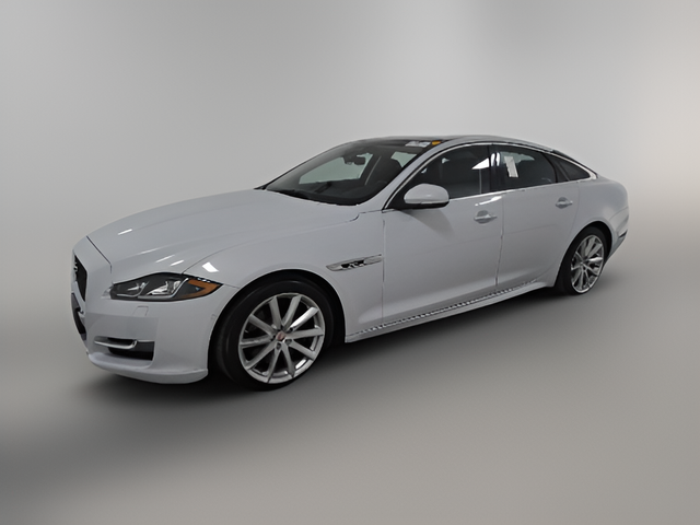 2019 Jaguar XJ XJ R-Sport