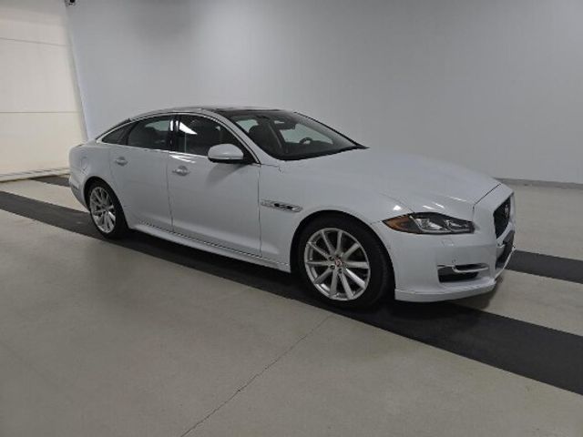 2019 Jaguar XJ XJ R-Sport