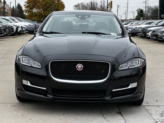 2019 Jaguar XJ XJ R-Sport