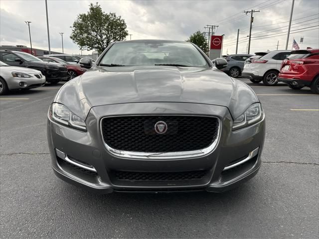 2019 Jaguar XJ XJ R-Sport