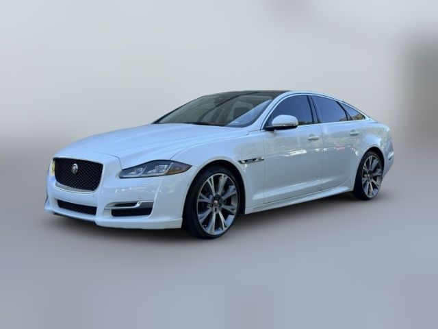 2019 Jaguar XJ XJ R-Sport