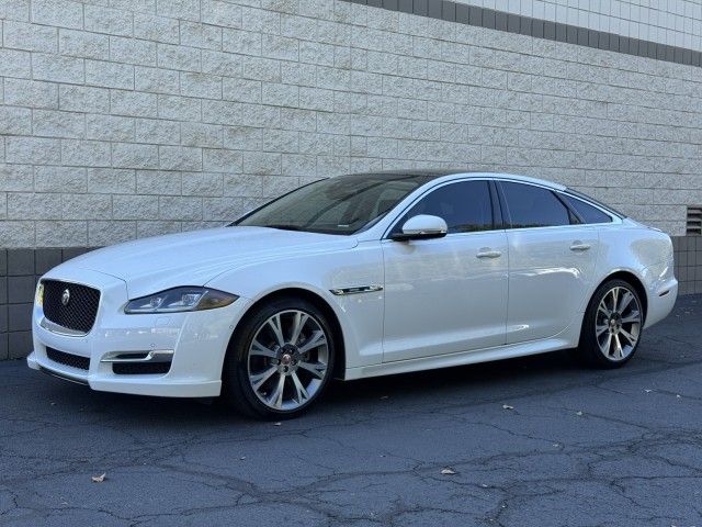 2019 Jaguar XJ XJ R-Sport