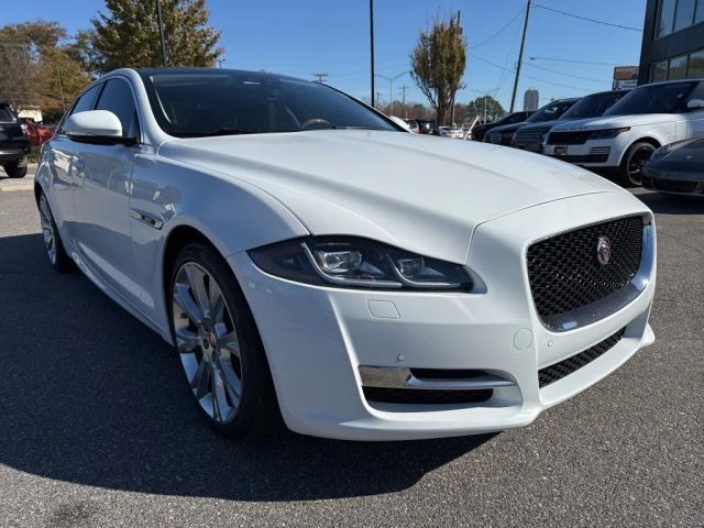 2019 Jaguar XJ XJ R-Sport