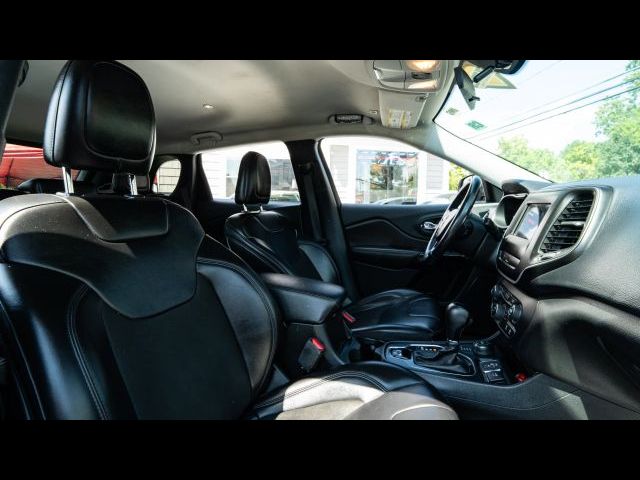 2019 Jeep Cherokee Altitude