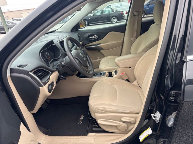 2019 Jeep Cherokee Latitude