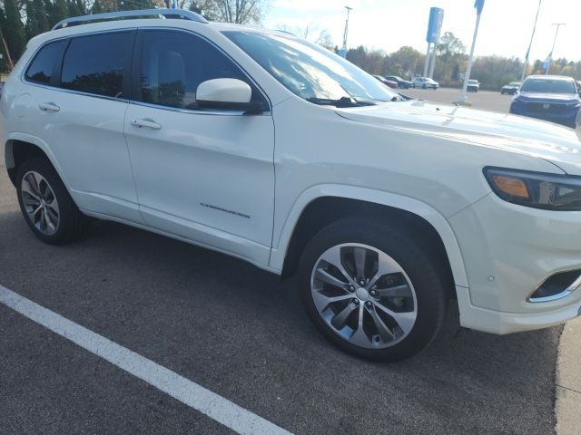 2019 Jeep Cherokee Overland