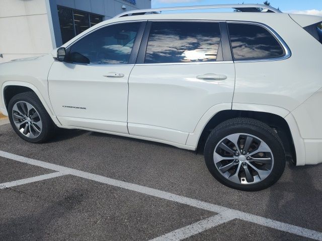 2019 Jeep Cherokee Overland