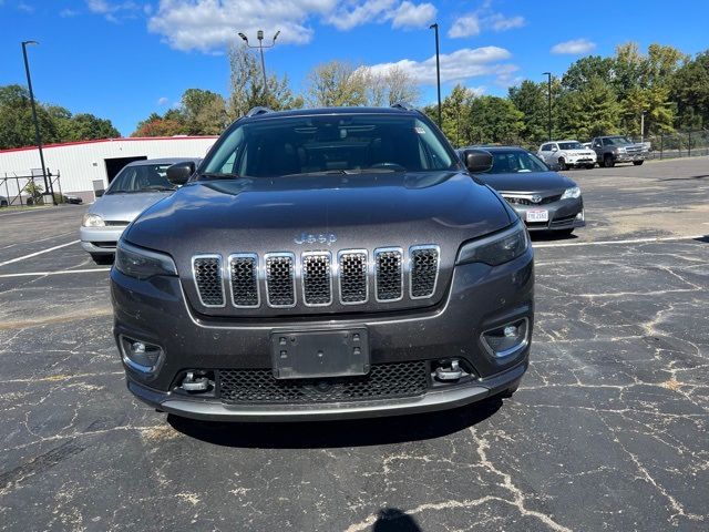 2019 Jeep Cherokee Overland