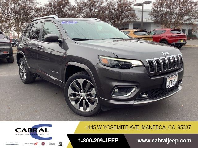 2019 Jeep Cherokee Overland