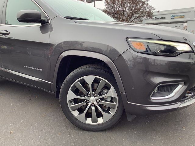 2019 Jeep Cherokee Overland