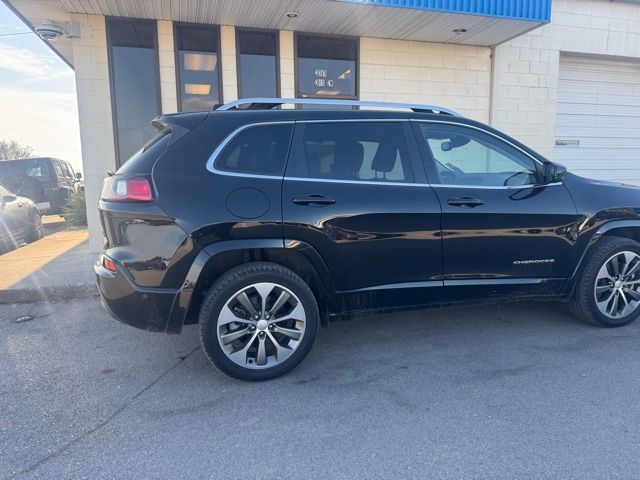 2019 Jeep Cherokee Overland